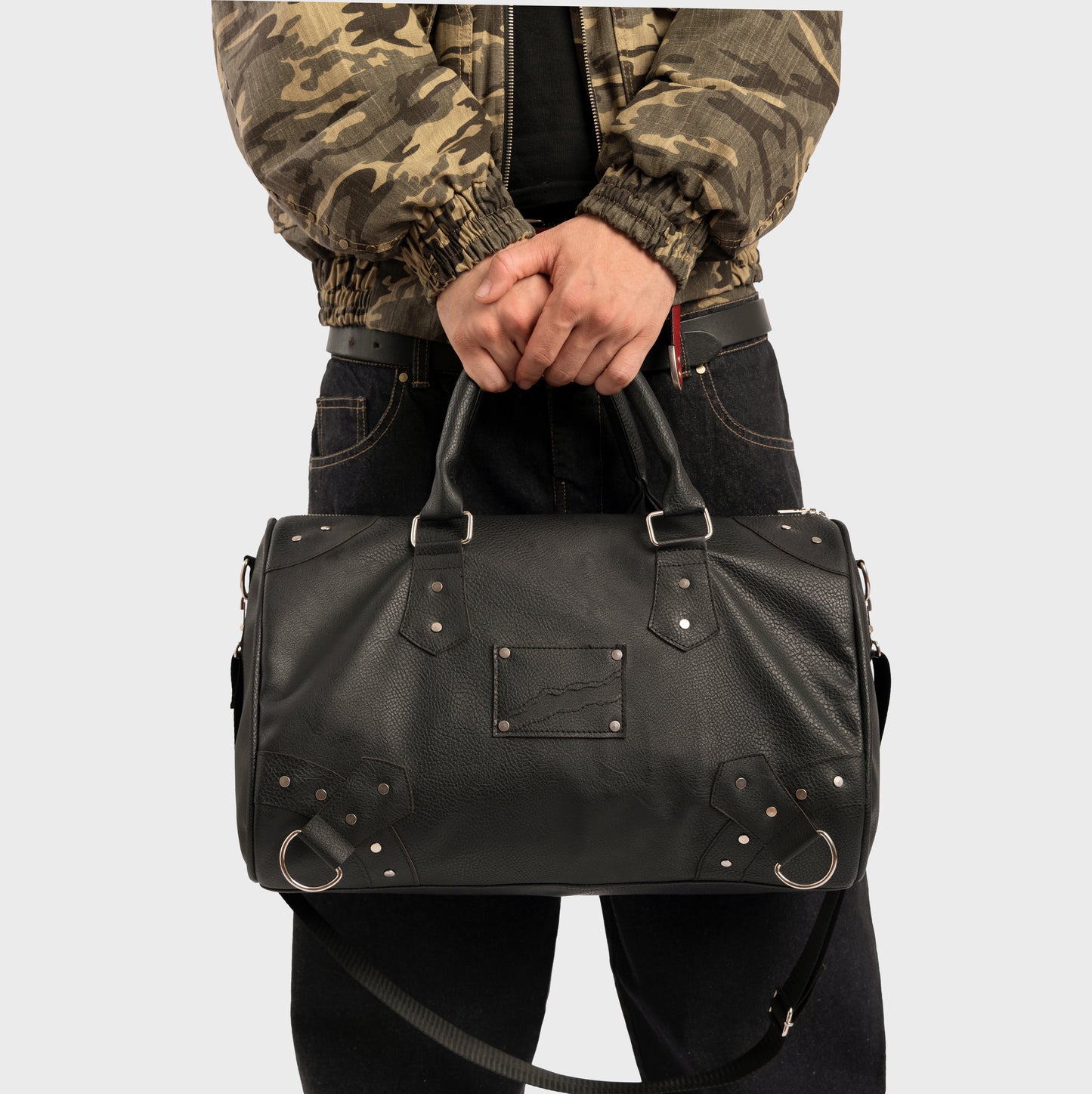 "The Raw Ground" Leather Bag - Black Edition